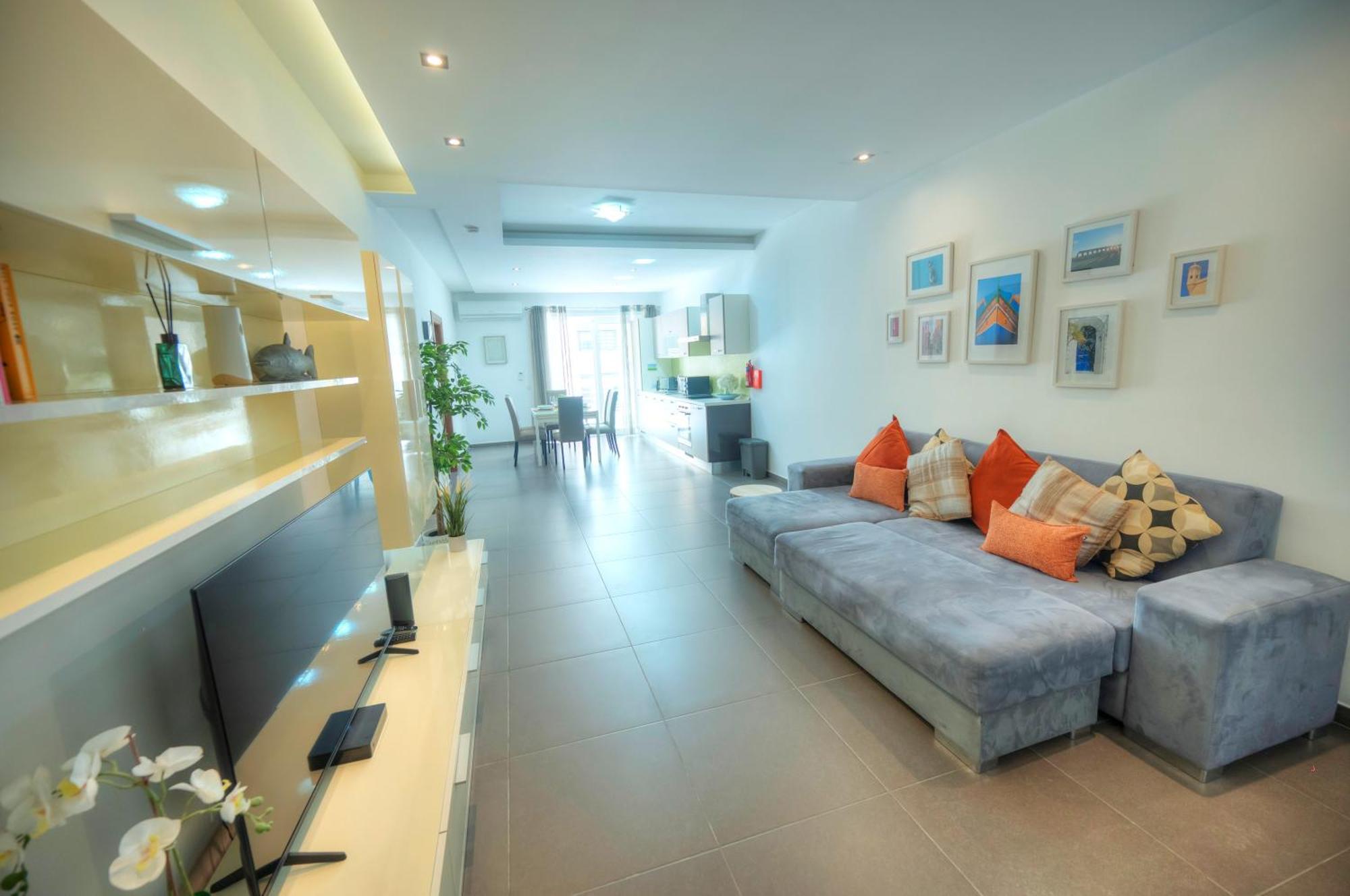 Bright & Large 2Bedrooms In Sliema Center Mpor1-1 المظهر الخارجي الصورة