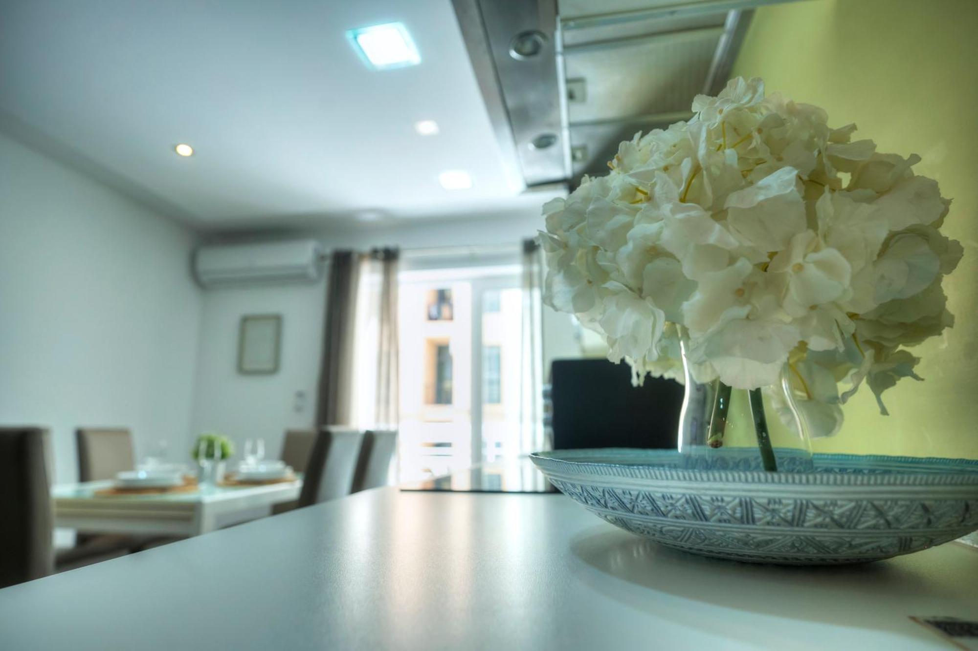 Bright & Large 2Bedrooms In Sliema Center Mpor1-1 المظهر الخارجي الصورة