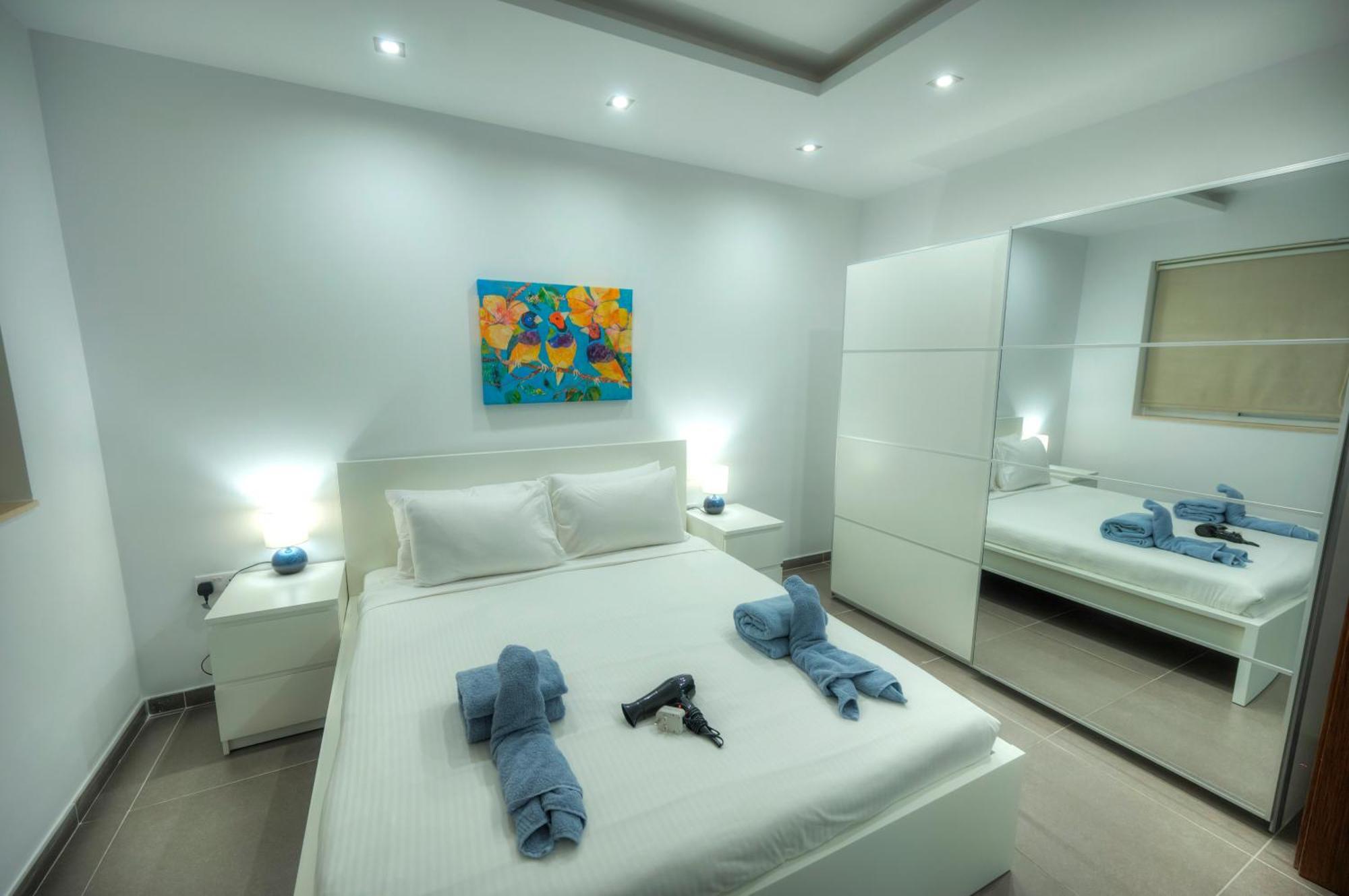 Bright & Large 2Bedrooms In Sliema Center Mpor1-1 المظهر الخارجي الصورة